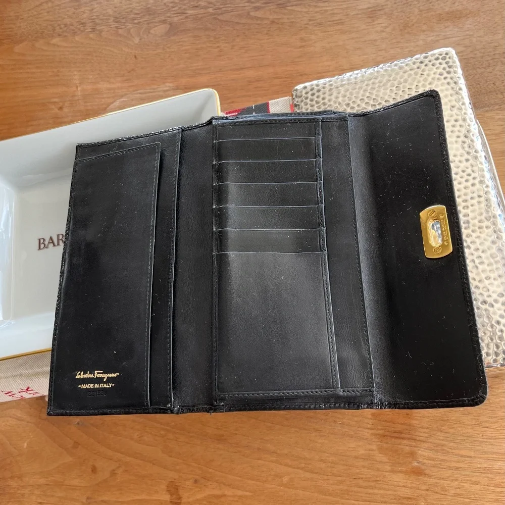 Salvatore Ferragamo Black Croc Embossed Leather Wallet with Gold Tone Hardware
